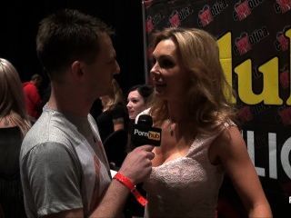 Pornhubtv With Tanya Tate At Exxxotica 2013