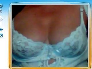 Isabel Madre Argentina Me Muestra Sus Pechos Por Web Cam