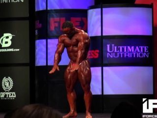 Musclebull Jose: 2014 Olympia 212 Prejudging Compulsory Routine