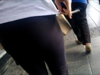 Hunting Around Town For Girls Bums In Wetlook Leggings